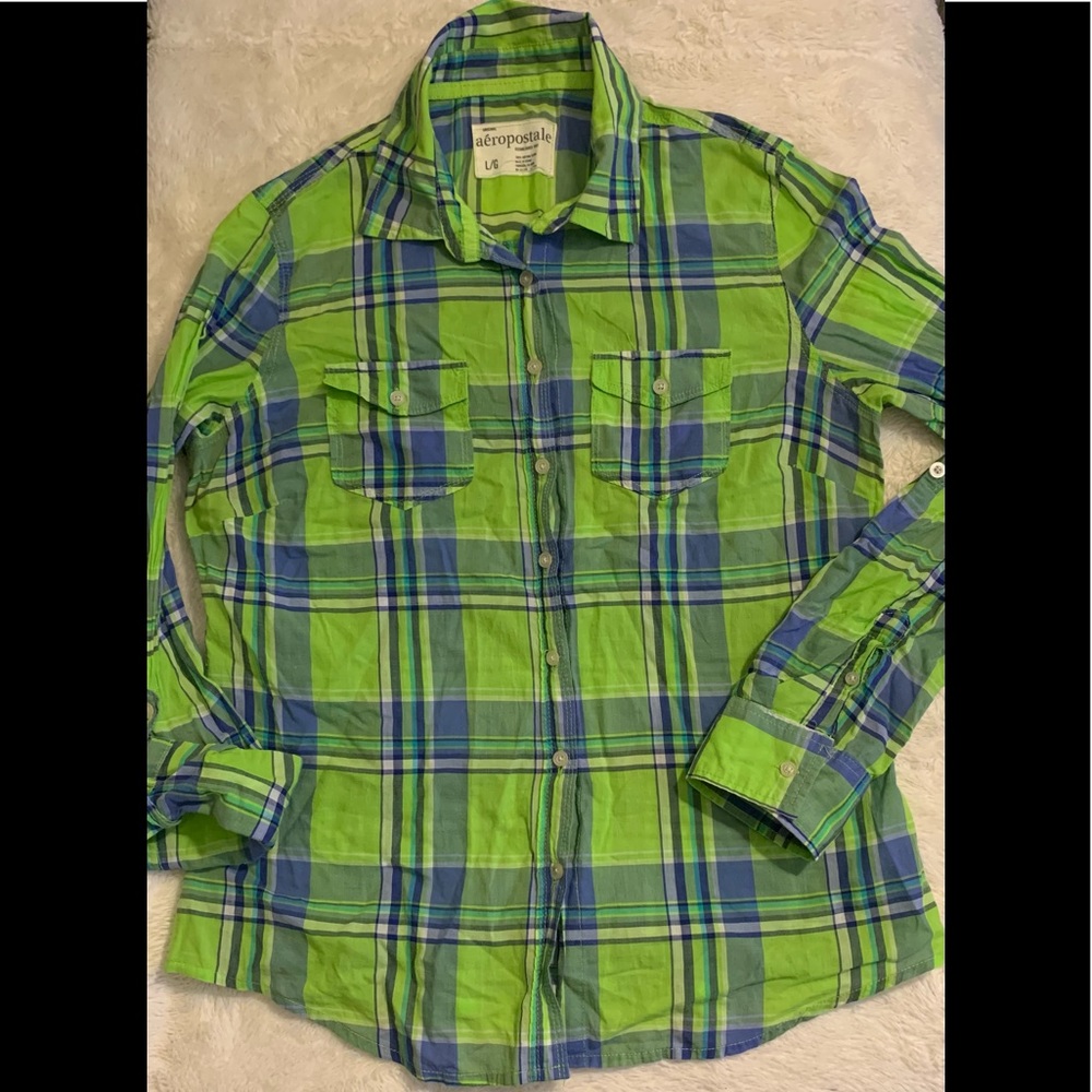 Women Green shirt